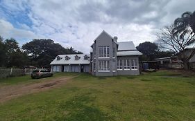 Woodhills Guest House